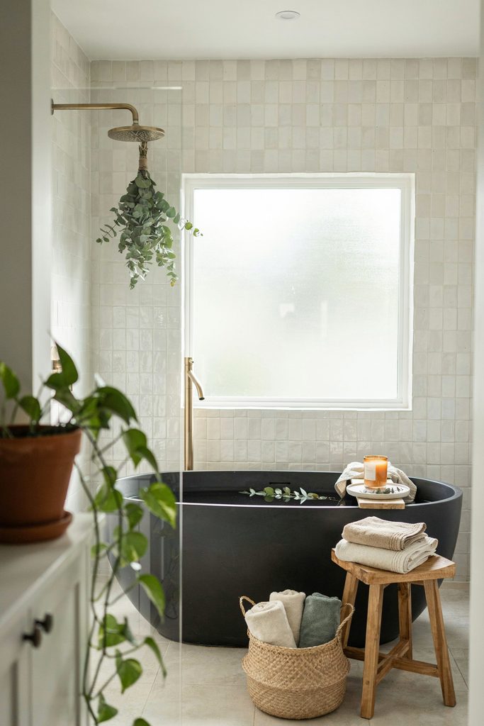 California Casual Bathroom Ideas